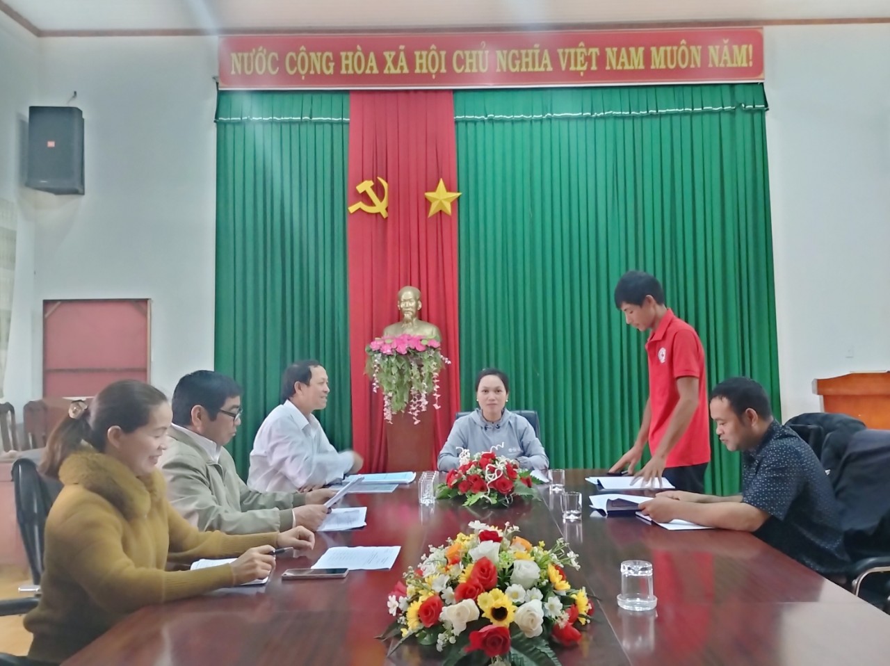 Ban kinh tế - Xã hội của HĐND Xã Ea Knuêc tổ chức giám sát Hội chữ thập đỏ  và các thôn, buôn trên địa bàn xã năm 2023.